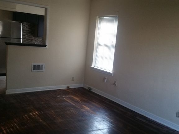 4th image of 7307 Pasadena Blvd
