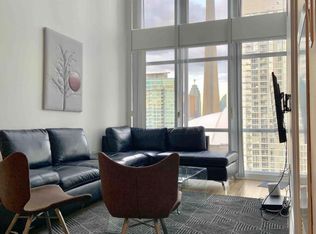 15 Fort York Blvd Unit 2808, Toronto, ON M5V 3Y4
