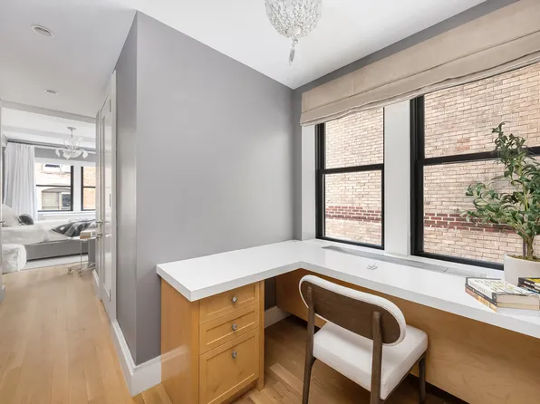 110 Central Park South image 36 of 48