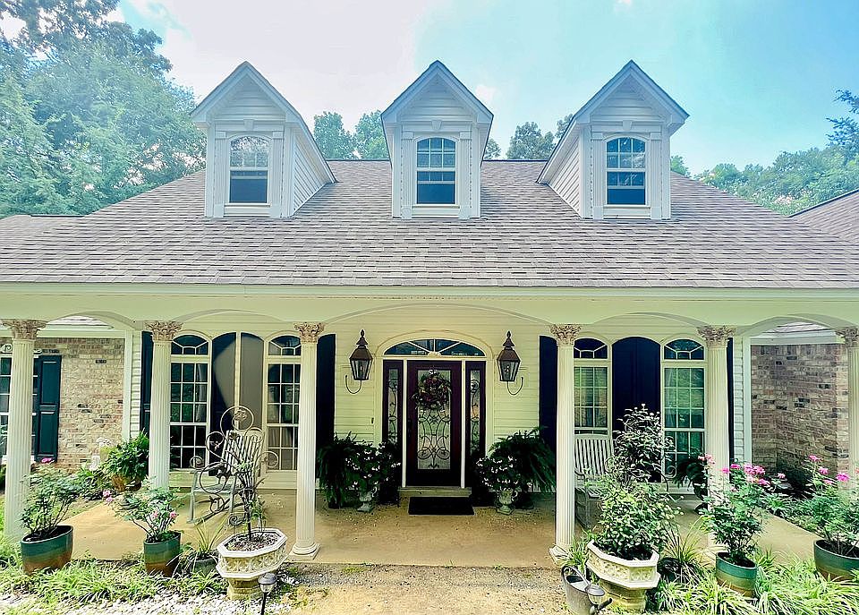 1st image of 239 Shenandoah Dr