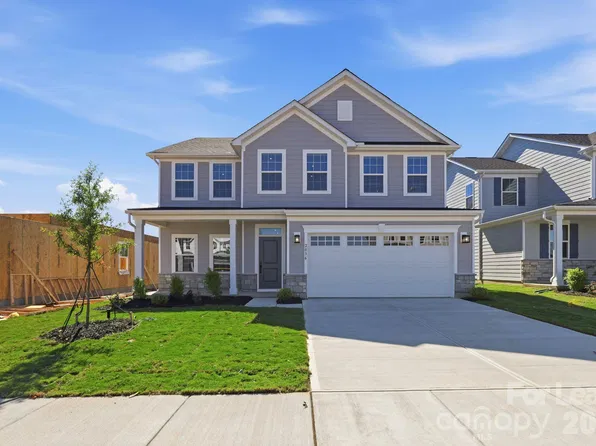 2036 Fenway Dr, Charlotte, NC 28216