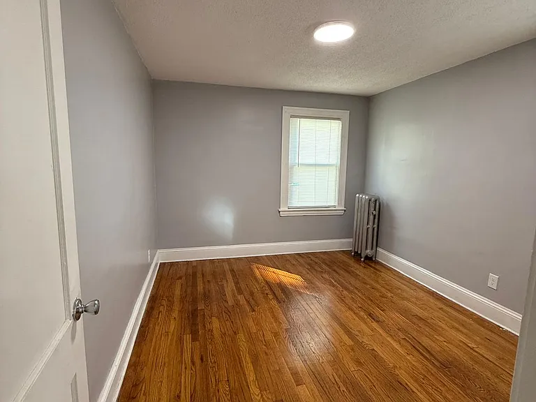 35 Suffolk St #35 — Photo 17