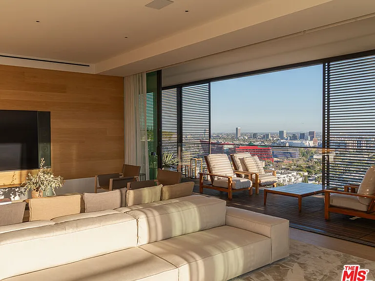 9040 W Sunset Blvd #1001 — Photo 12