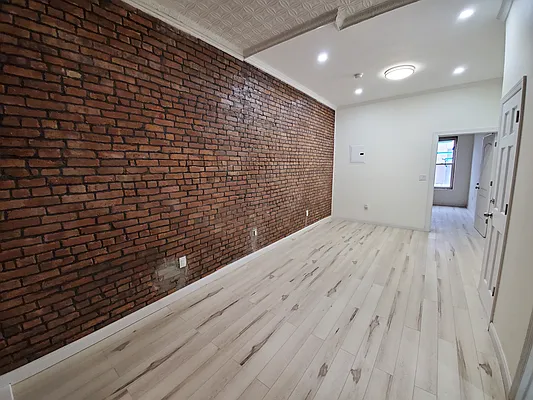 Rented by Ideal Properties Group | media 3