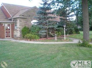 16711 Southfield Rd, Allen Park, MI 48101