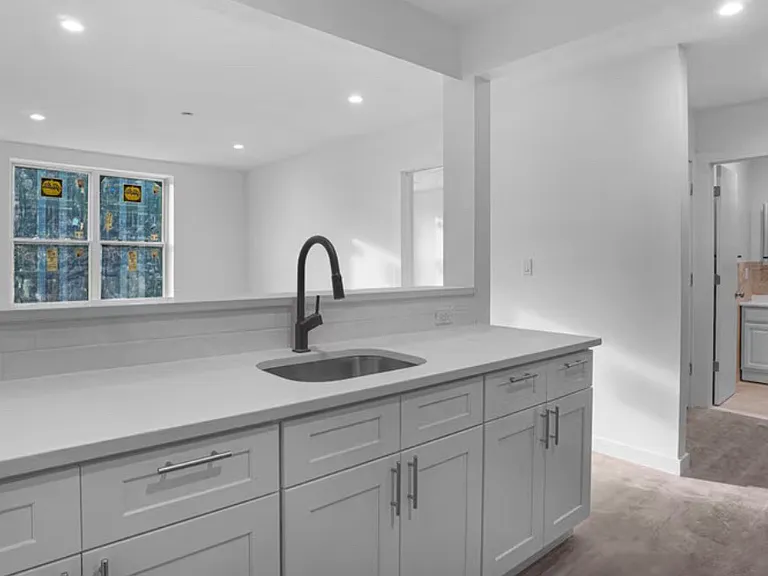 1256 Shakespeare Ave #2 — Photo 2