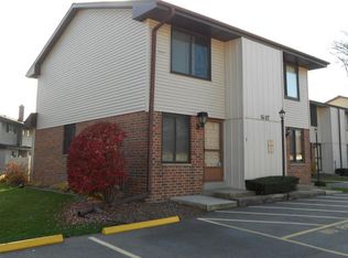 1407 Oakes Rd, Racine, WI 53406