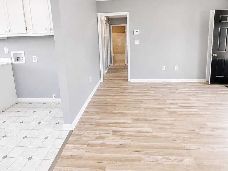 210 Hurley Ave — Photo 5