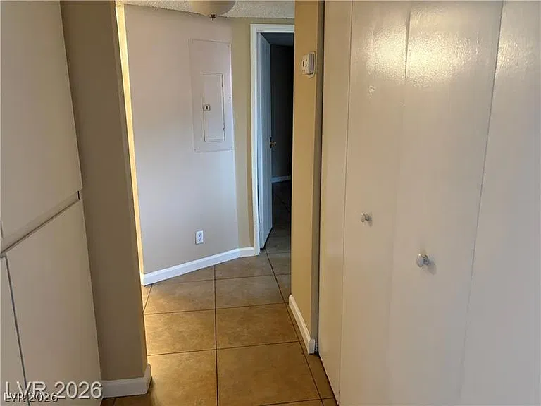 2080 Karen Ave #17 — Photo 14