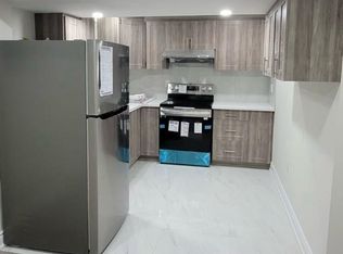 28 Prestige Ct #BASEMENT, Brampton, ON L6X 5K1