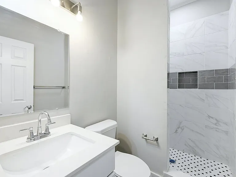 2511 San Gabriel St — Photo 19