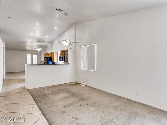 4th image of 3209 Patina St