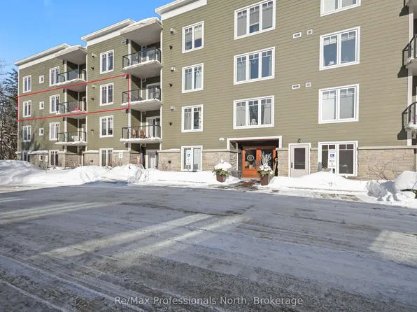 391 James St W #302, Gravenhurst, ON P1P 0A5