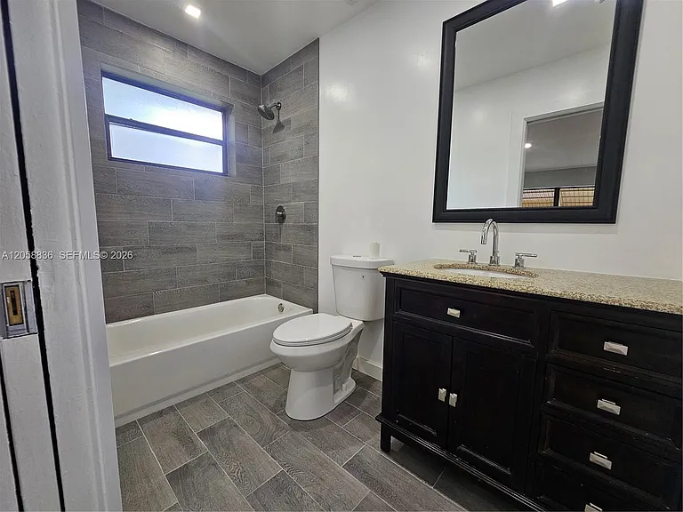 1373 NE 144th St #- — Photo 7