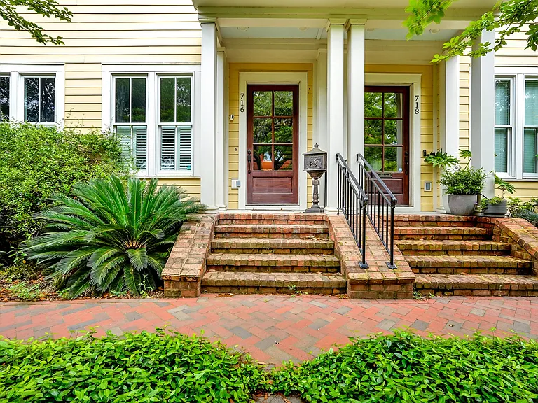 716 Tattnall St — Photo 31