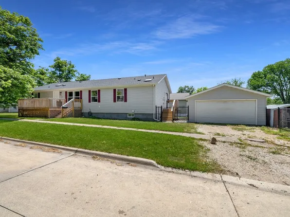 320 E High St, Winterset, IA 50273
