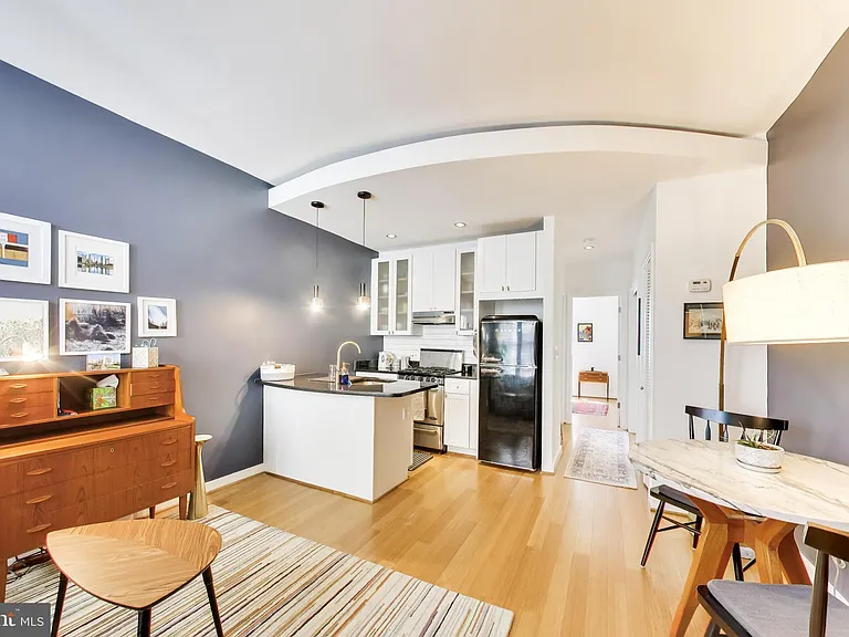 116 N Carolina Ave SE #302 — Photo 11