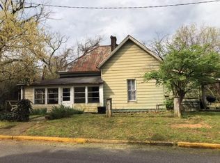 231 Elizabeth St, Athens, GA 30601