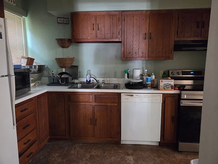 926 Liberty St — Photo 10