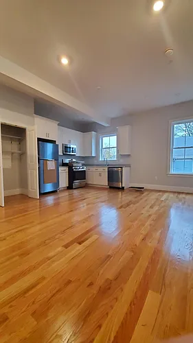 18 Murdock St #8 Photo 1