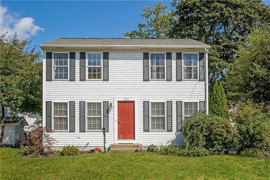 325 Greenwood Ave, Warwick, RI 02886 Zillow