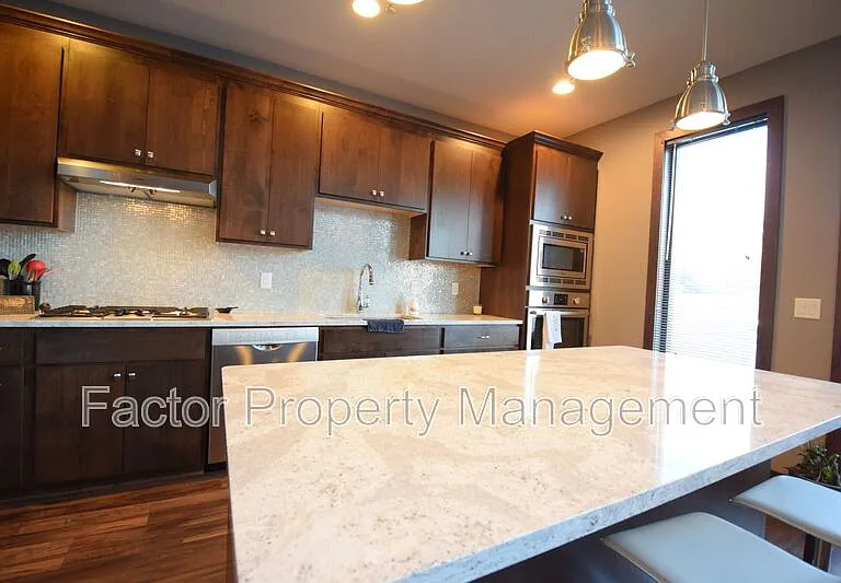 814 Pinnacle Path — Photo 6