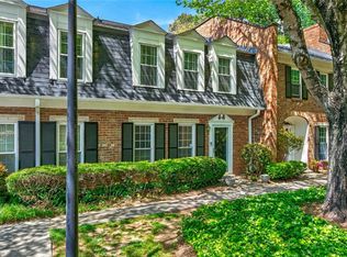 9 Scotland Pl NW, Atlanta, GA 30318