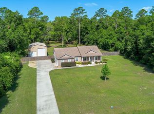 90 Lumberjack Trl, Crawfordville, FL 32327