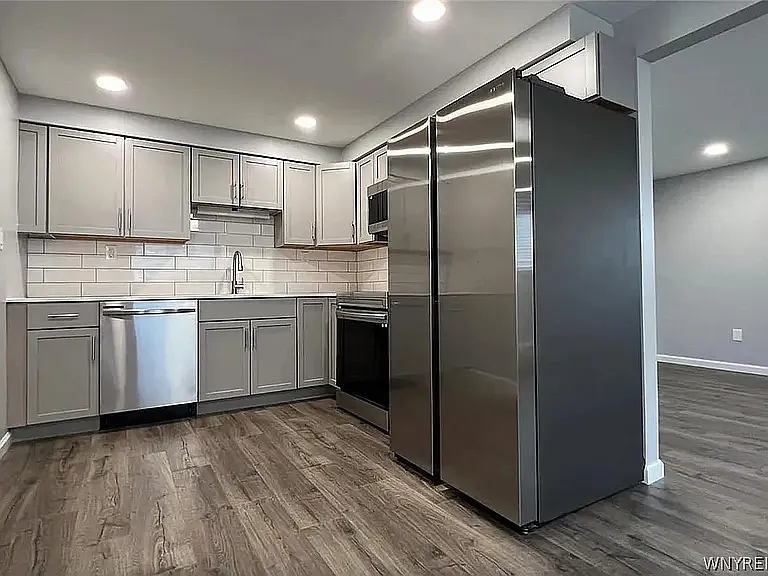 6293 Robinson Rd #4 — Photo 1