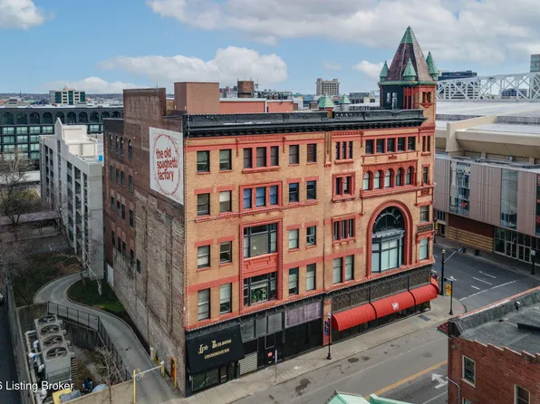 133 S 3rd St APT 404, Louisville, KY 40202