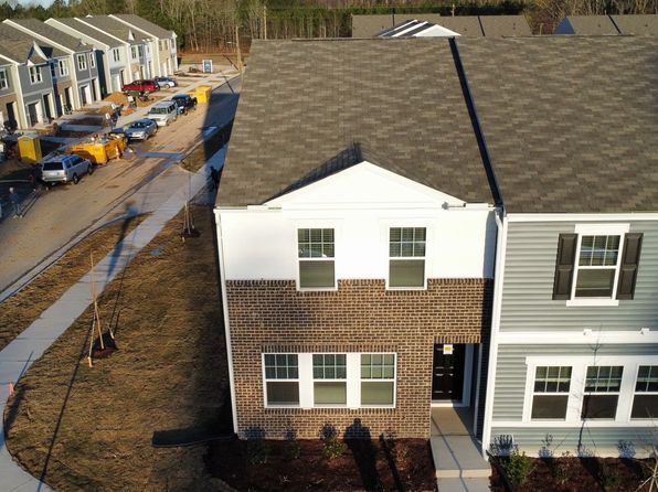 2064 Glen Crossing Dr