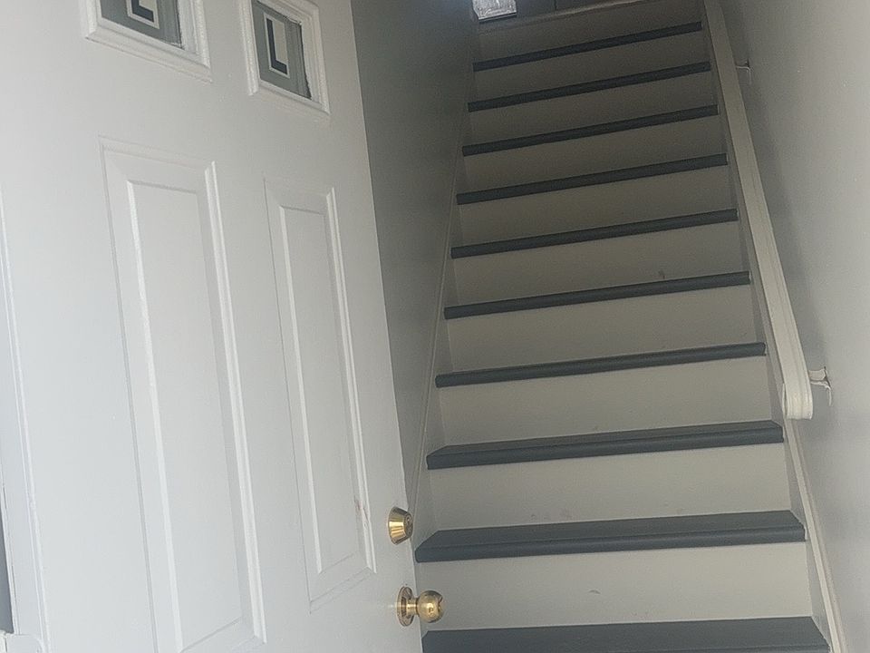 1st image of 79 Pompey Ave #2L