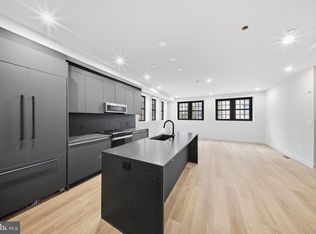 2115 Ward Ct NW #8, Washington, DC 20037