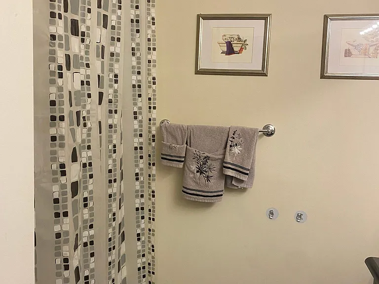 1009 Princeton Pl — Photo 14