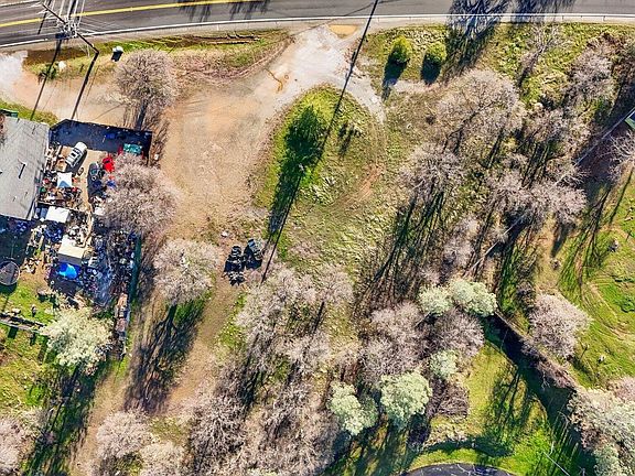 5th image of 3550 Oasis Rd