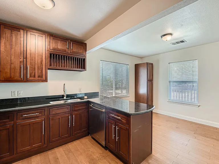 2929 E Martin Luther King Jr Blvd — Photo 12