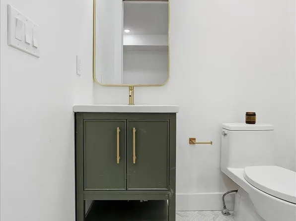 100 Webster Avenue image 13 of 32