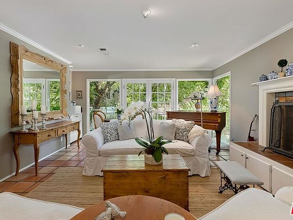 2nd image of 11946 Ashdale Ln
