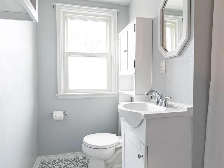 Upstairs Bathroom