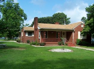 201 Miller Ave, La Grange, NC 28551