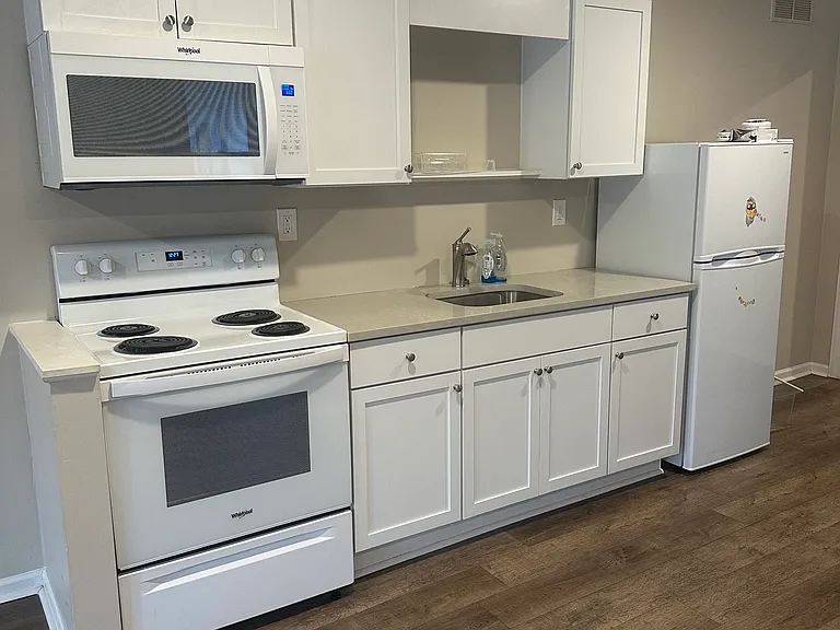 1000 N Union St #1 — Photo 3