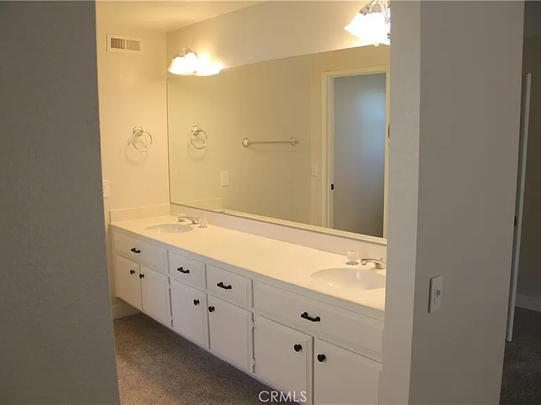 2030 Bogie Dr — Photo 17