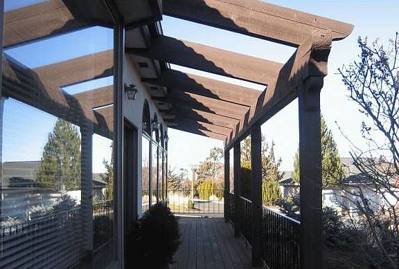 3508 SW Hillcrest Dr.