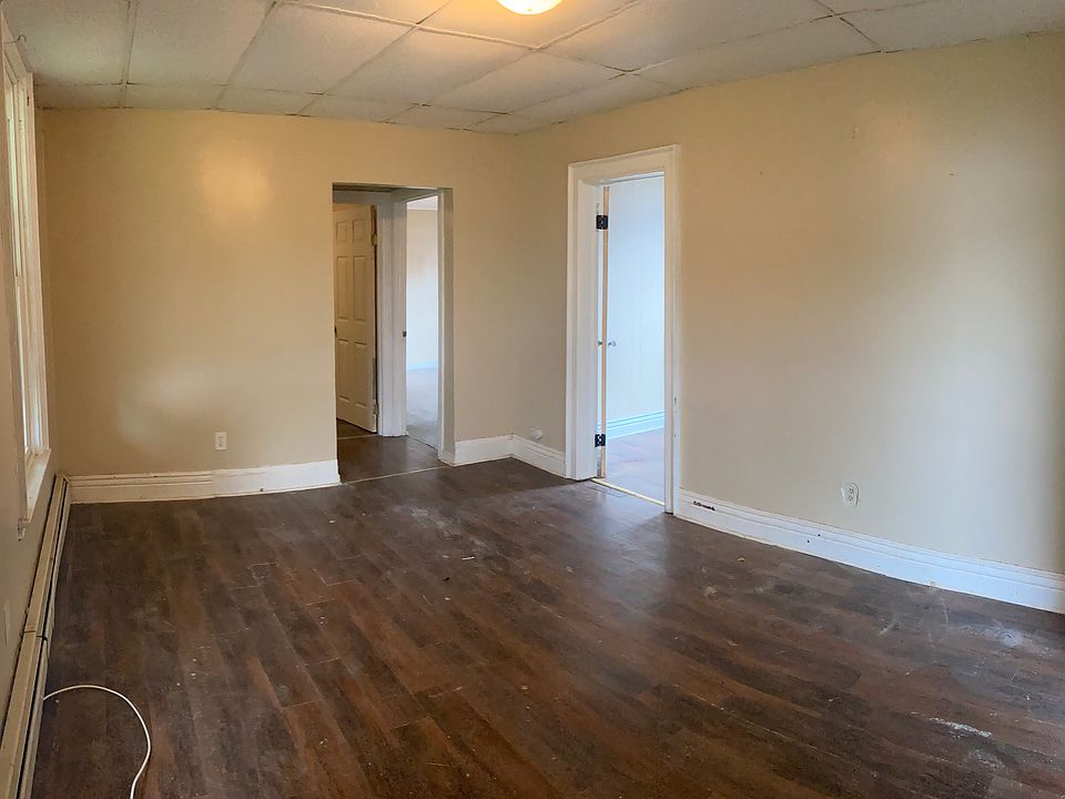 1st image of 193 Fox St #3