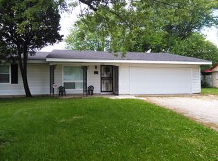 3954 Chateau Dr, Indianapolis, IN 46226