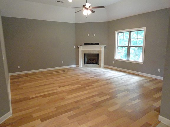 2nd image of 3910 Cobblewood Dr
