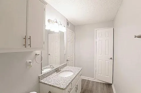 Shelby Grove — Photo 3