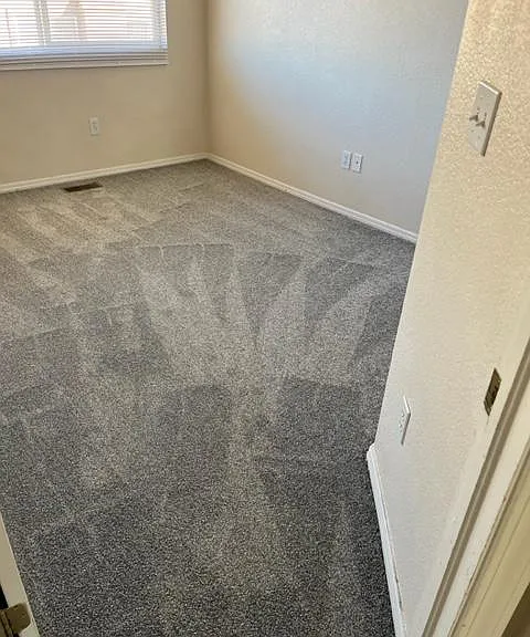 Upstairs bedroom.