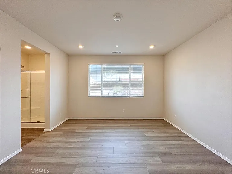 629 E Madeleine Privado — Photo 11