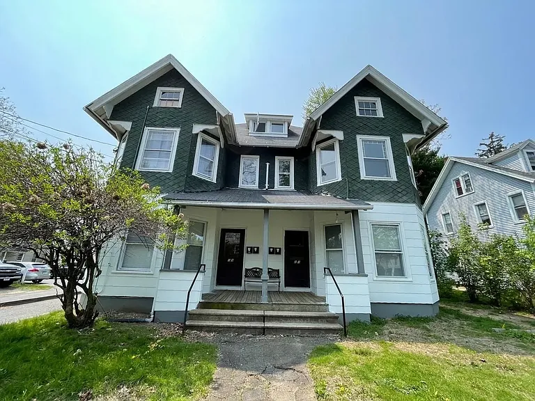 19 Prince St #2R — Photo 16